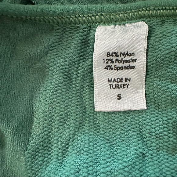 Lucy Active tank top sushi built in bra green size small - Picture 3 of 3